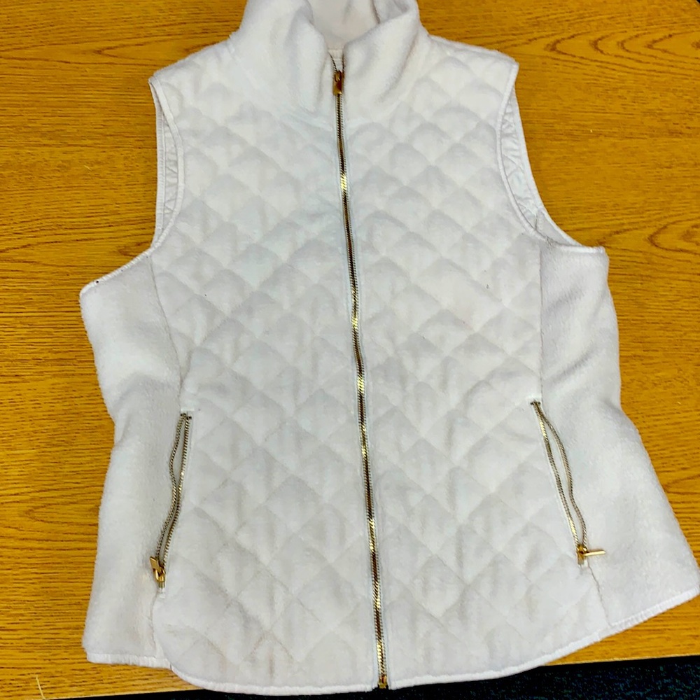 Abercrombie Fitch soft white vest
